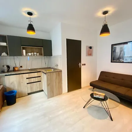 888 Apartment Нови-Сад Экстерьер фото