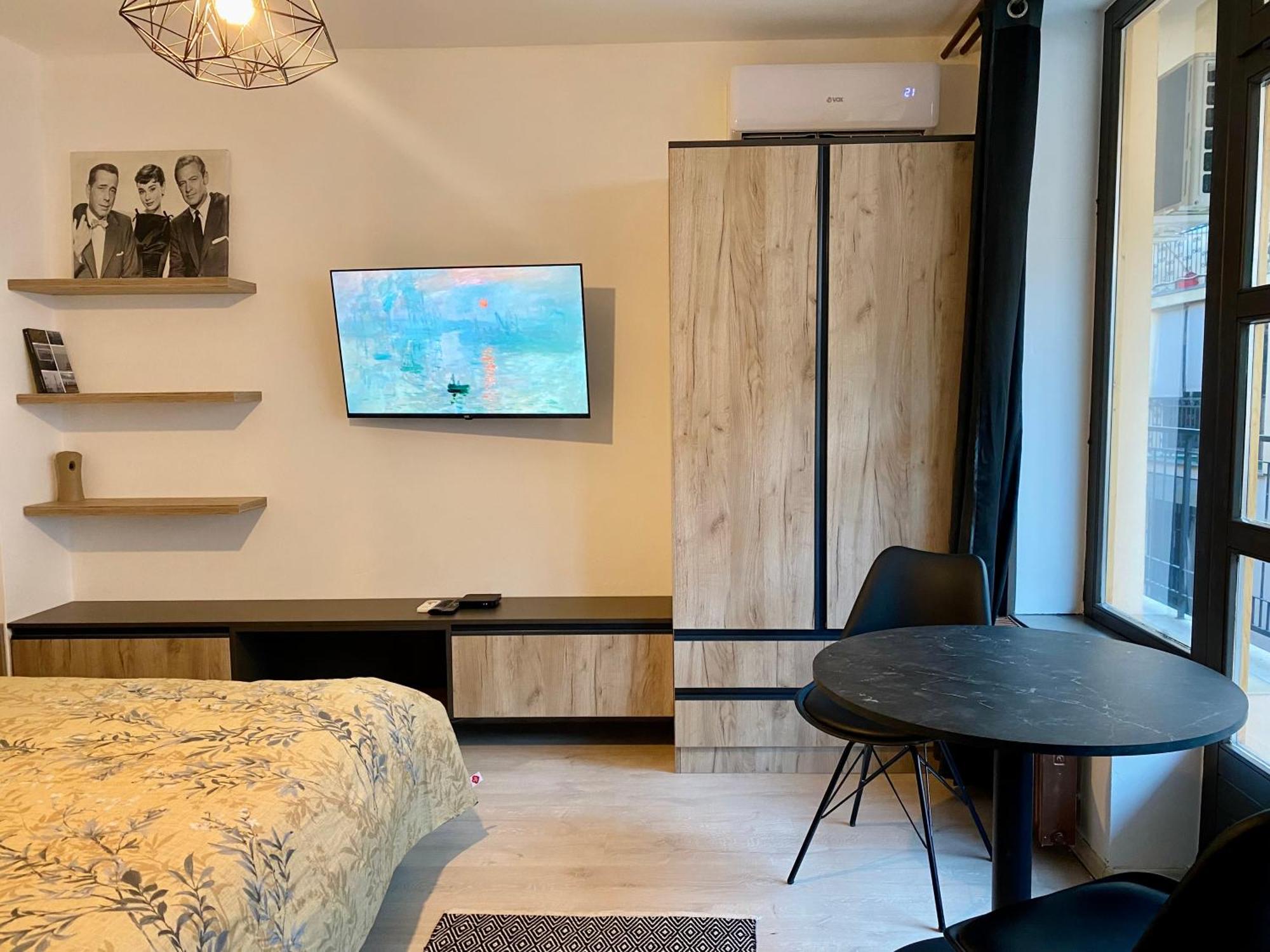 Apartment 888 *