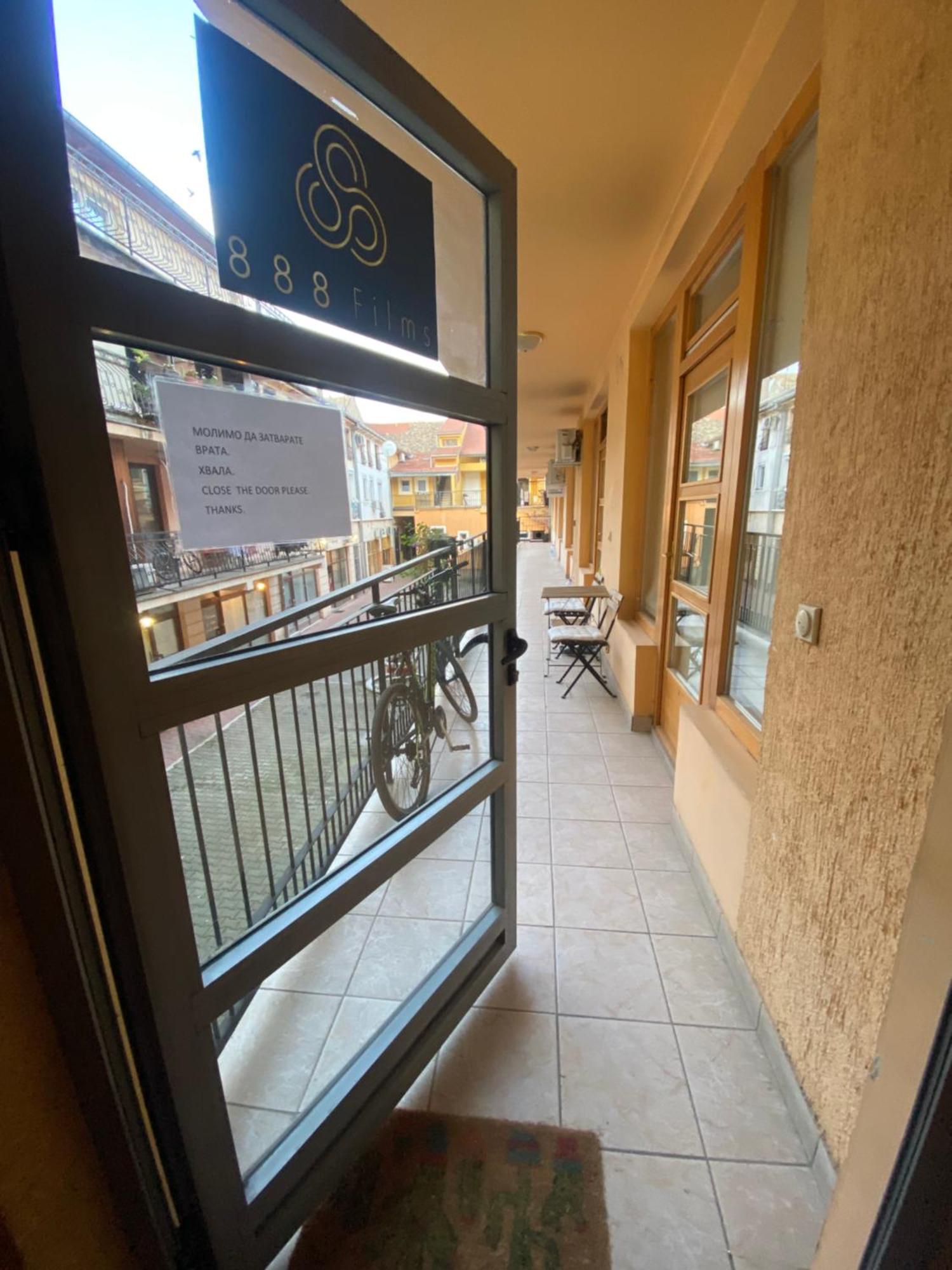888 Apartment